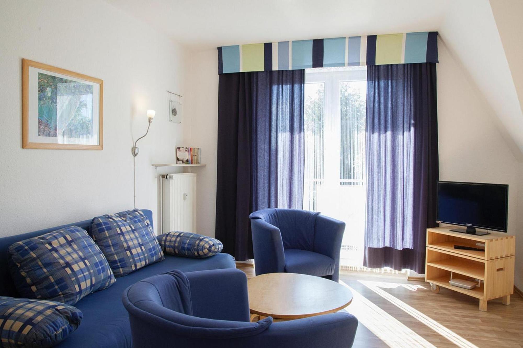 Apartment In Burhave With A Shared Pool Exteriér fotografie